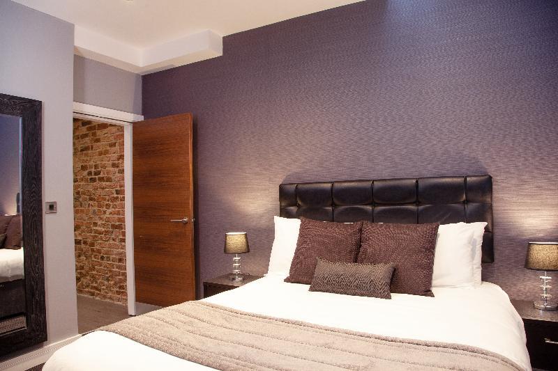 Epic - Campbell Street Apartment